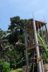 ein Turm für den Wassertank fürs Chathura-Kinderheim entsteht