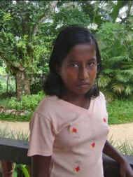 Inoka, geb. 1994 - lebt seit 2010 im Chathura-Kinderheim in Sri Lanka 