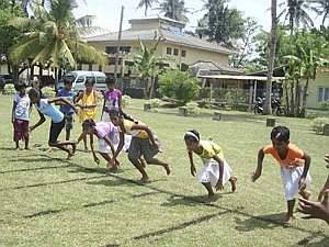 auch unsere Maedchen vom Chathura-Kinderheim waren bei diesem Sportfest dabei und gaben ihr Bestes. 