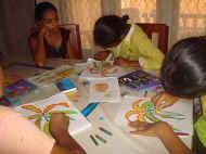 viele unserer Mädchen im Chathura-Kinderheim können schön malen