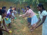 Spiele zum Neujahrsfest im Chathura-Kinderheim in Sri Lanka 