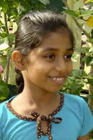 Tharushi im Chathura-Kinderheim in Sri Lanka 