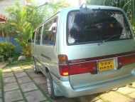 unser neuer, gebrauchter Toyota-Van für das Chathura-Kinderheim