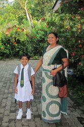 Vihanga an ihrem ersten Schultag 