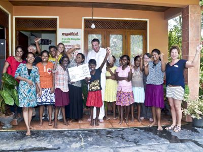 Plantours-Kreuzfahrten-Spendenübergabe durch eine Delegation der MS Hamburg im Chathura-Kinderheim 