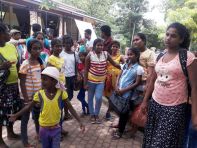 Ausflug des Chathura-Kinderheims in den Dehiwala-Zoo