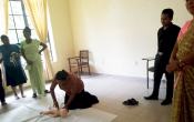Heimmutter Vinitha besucht einen Erste-Hilfe-Kurs, um für den Ernstfall im Chathura-Kinderheim vorbereitet zu sein.