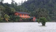 überschwemmte Reisfelder am Chathura-Kinderheim durch Starkregen